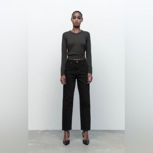 Zara Jeans in Dark Grey Black Wash Mom Fit High Waist Size 4 Straight Leg